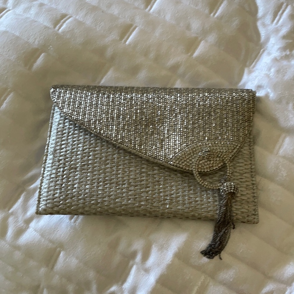 Boutique clutch